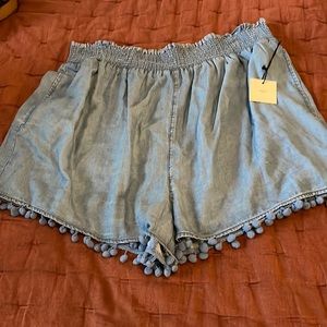 Tgla pull on shorts. Size 2x, new with tags